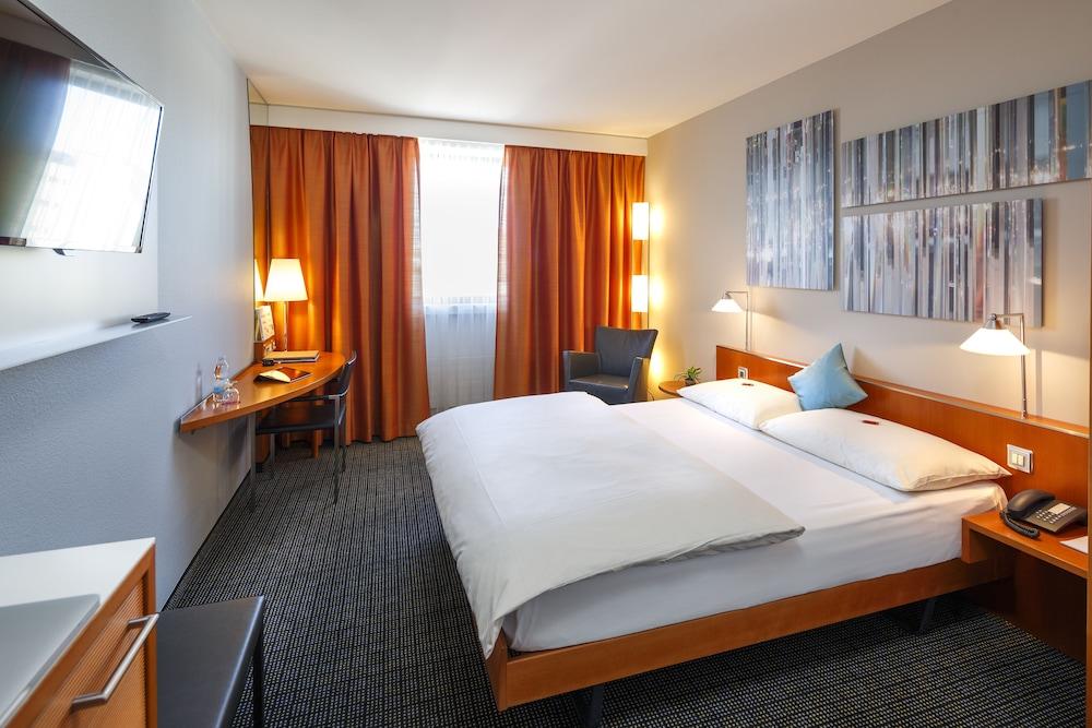 Metropol Hotel
